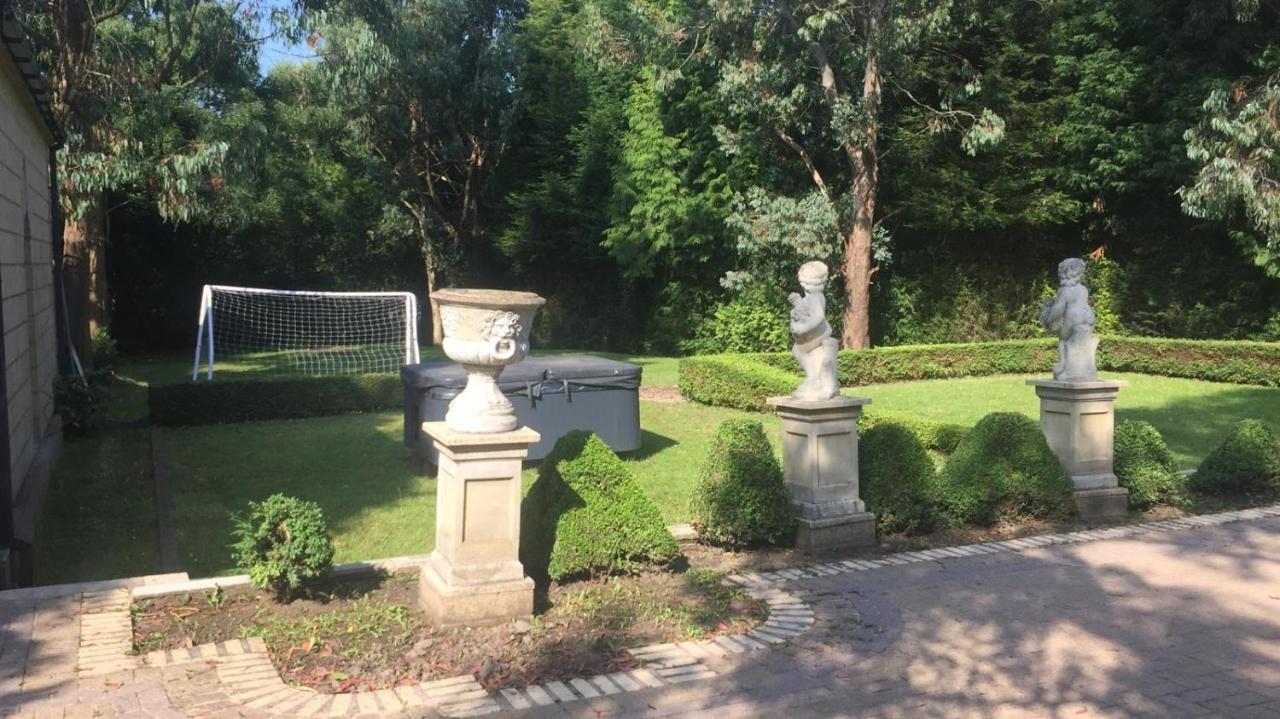 Old Park Villa Телфорд Экстерьер фото